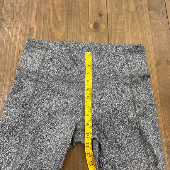 Lululemon in movement crop - Picture 5 of 8